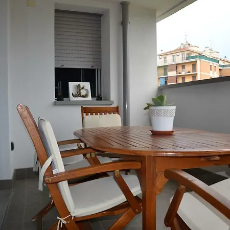 Apt. Acacia - Zona Ospedale Sant'orsola E Fiera Bed & Breakfast Boloňa