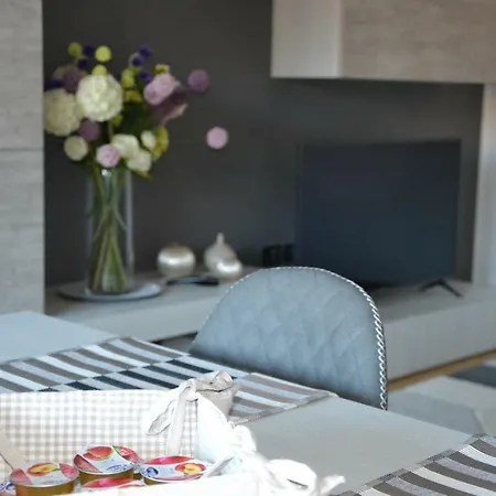 Apt. Acacia - Zona Ospedale Sant'orsola E Fiera Болонья