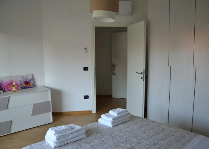 Apt. Acacia - Zona Ospedale Sant'orsola E Fiera Bologna