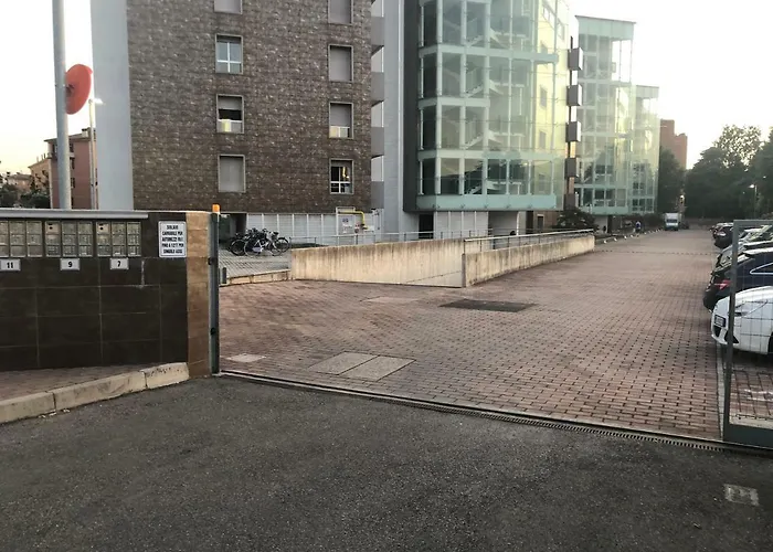 Apt. Acacia - Zona Ospedale Sant'orsola E Fiera 4* Bologna