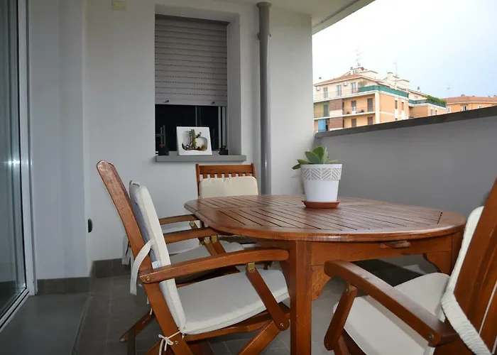 Apt. Acacia - Zona Ospedale Sant'orsola E Fiera Bed & Breakfast Bologna