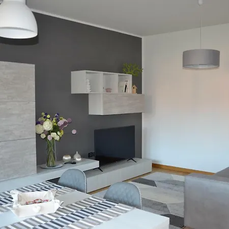 Nocleg ze śniadaniem Apt. Acacia - Zona Ospedale Sant'orsola E Fiera