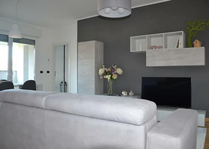 Apt. Acacia - Zona Ospedale Sant'orsola E Fiera 4* 볼로냐