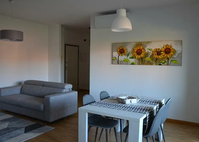 Apt. Acacia - Zona Ospedale Sant'orsola E Fiera 4* 볼로냐