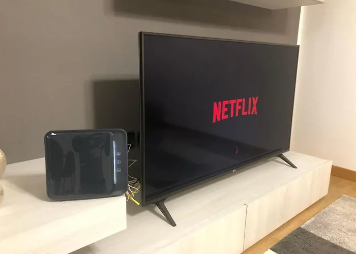 Apt. Acacia - Zona Ospedale Sant'orsola E Fiera 4*